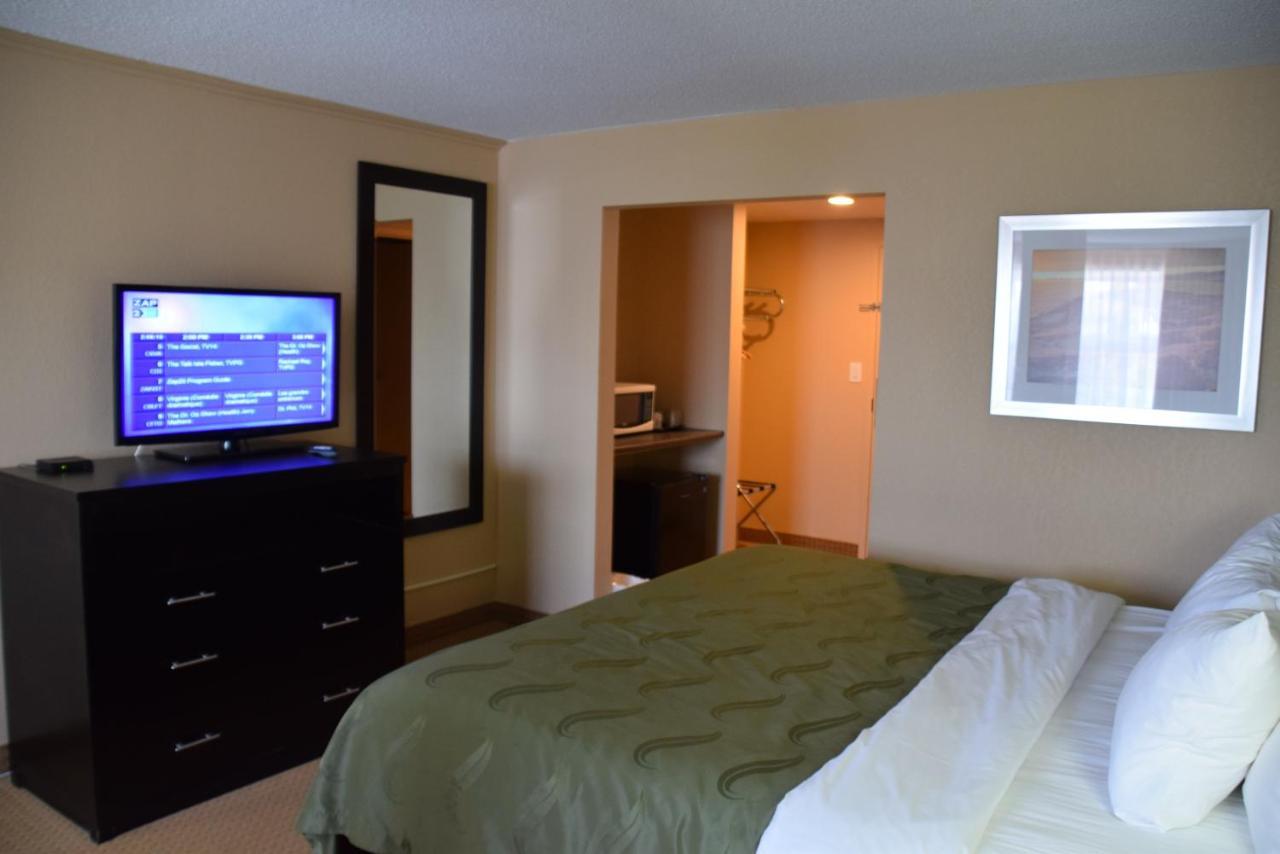 Quality Inn Bracebridge Zewnętrze zdjęcie