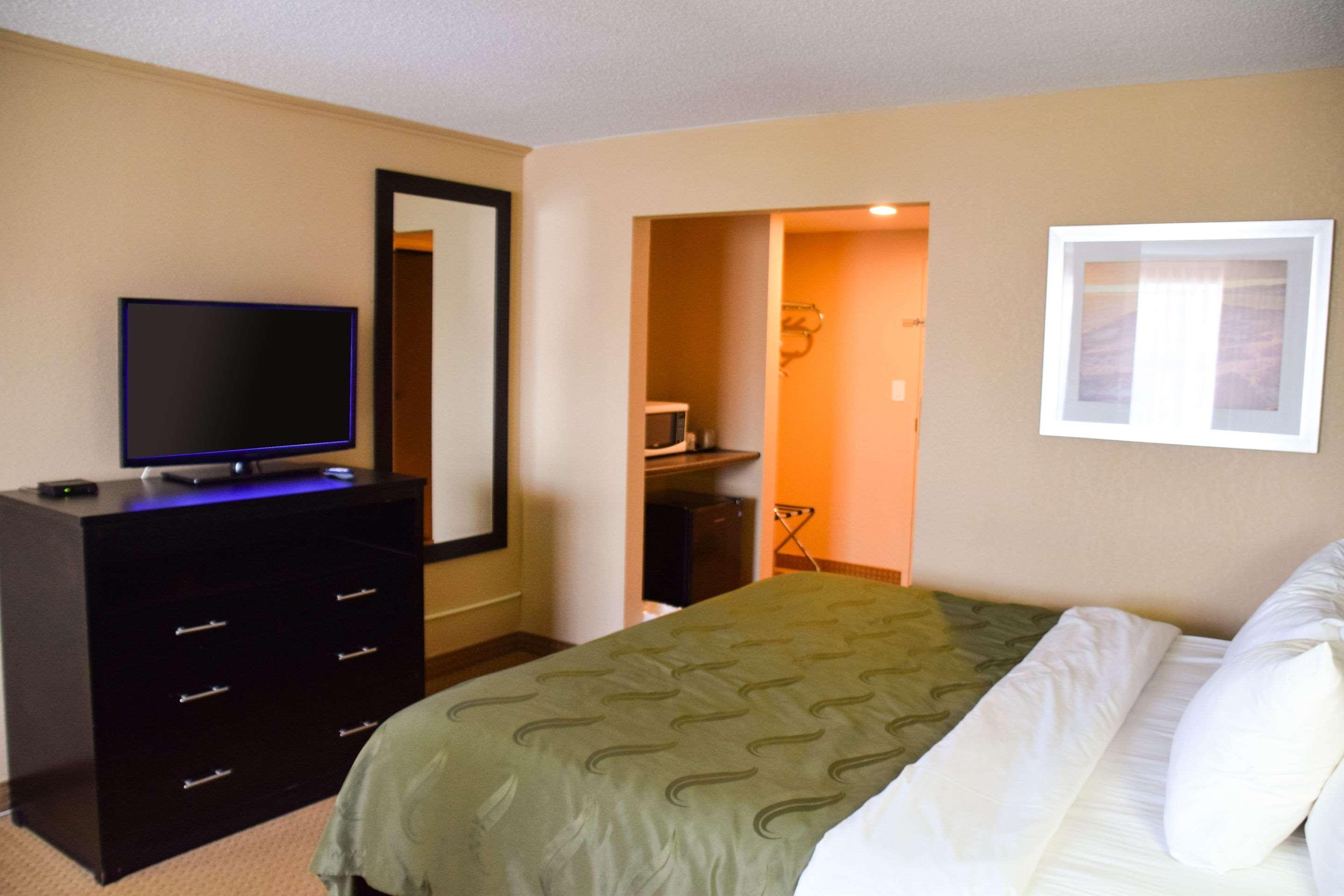 Quality Inn Bracebridge Zewnętrze zdjęcie