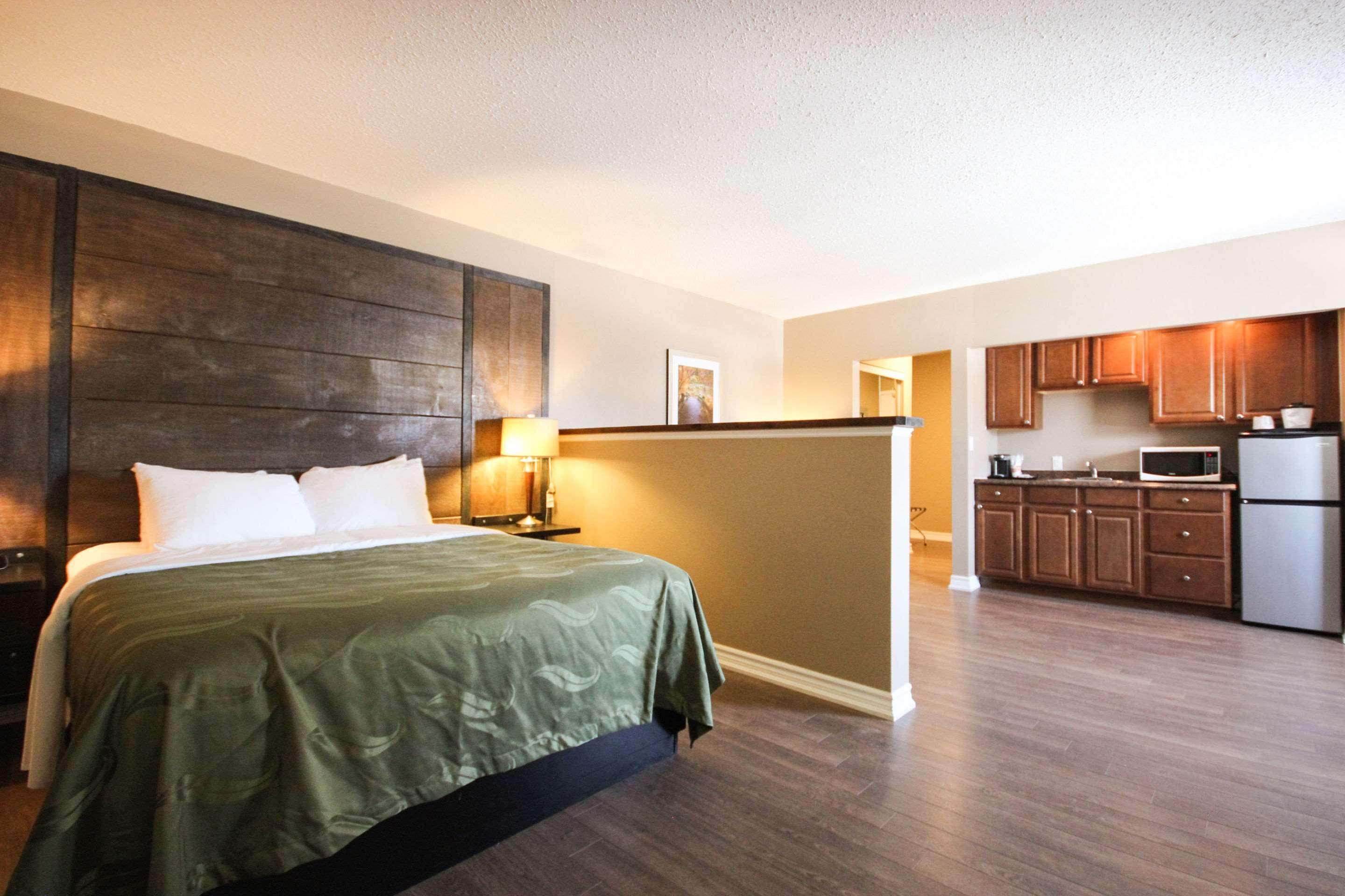 Quality Inn Bracebridge Zewnętrze zdjęcie