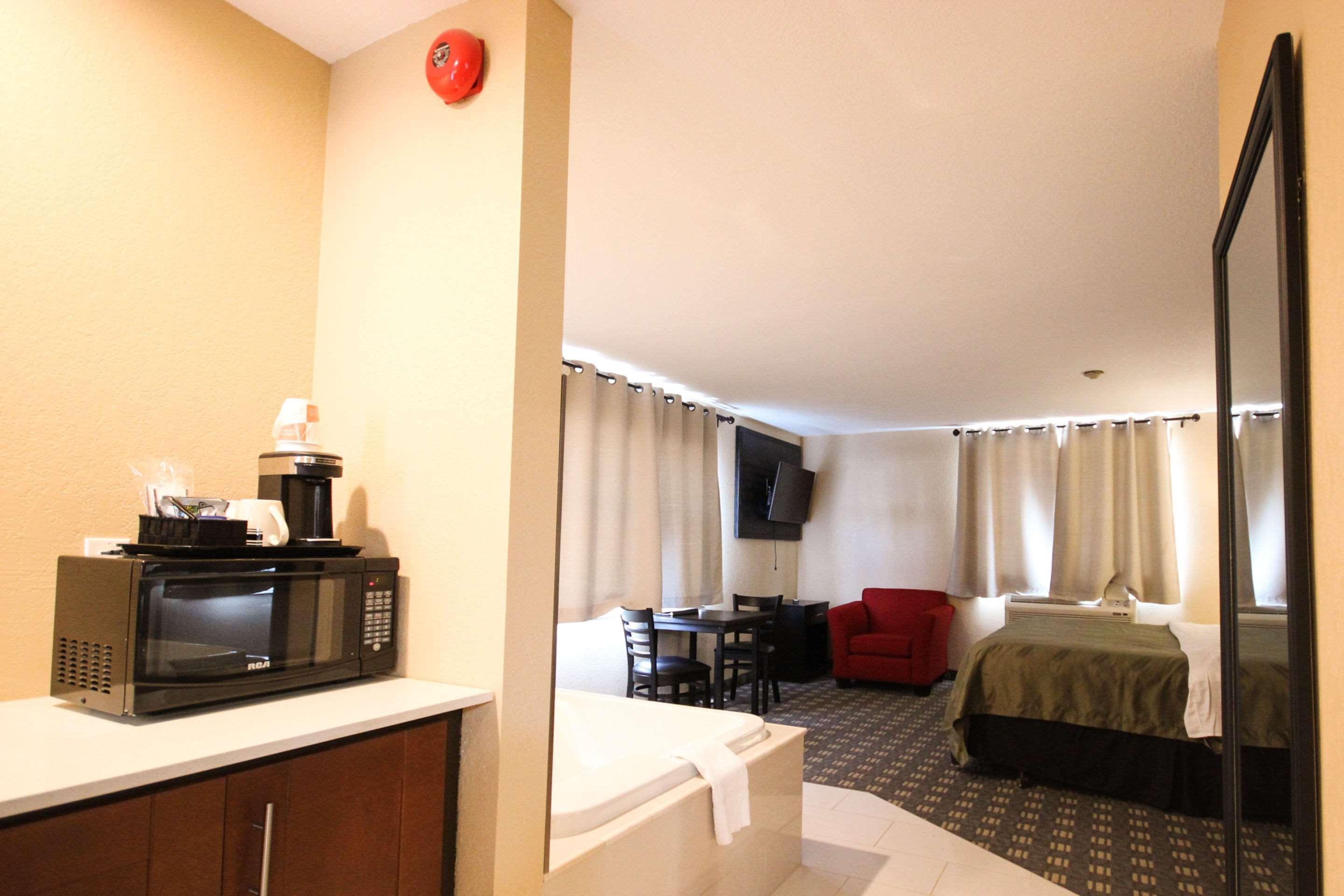 Quality Inn Bracebridge Zewnętrze zdjęcie