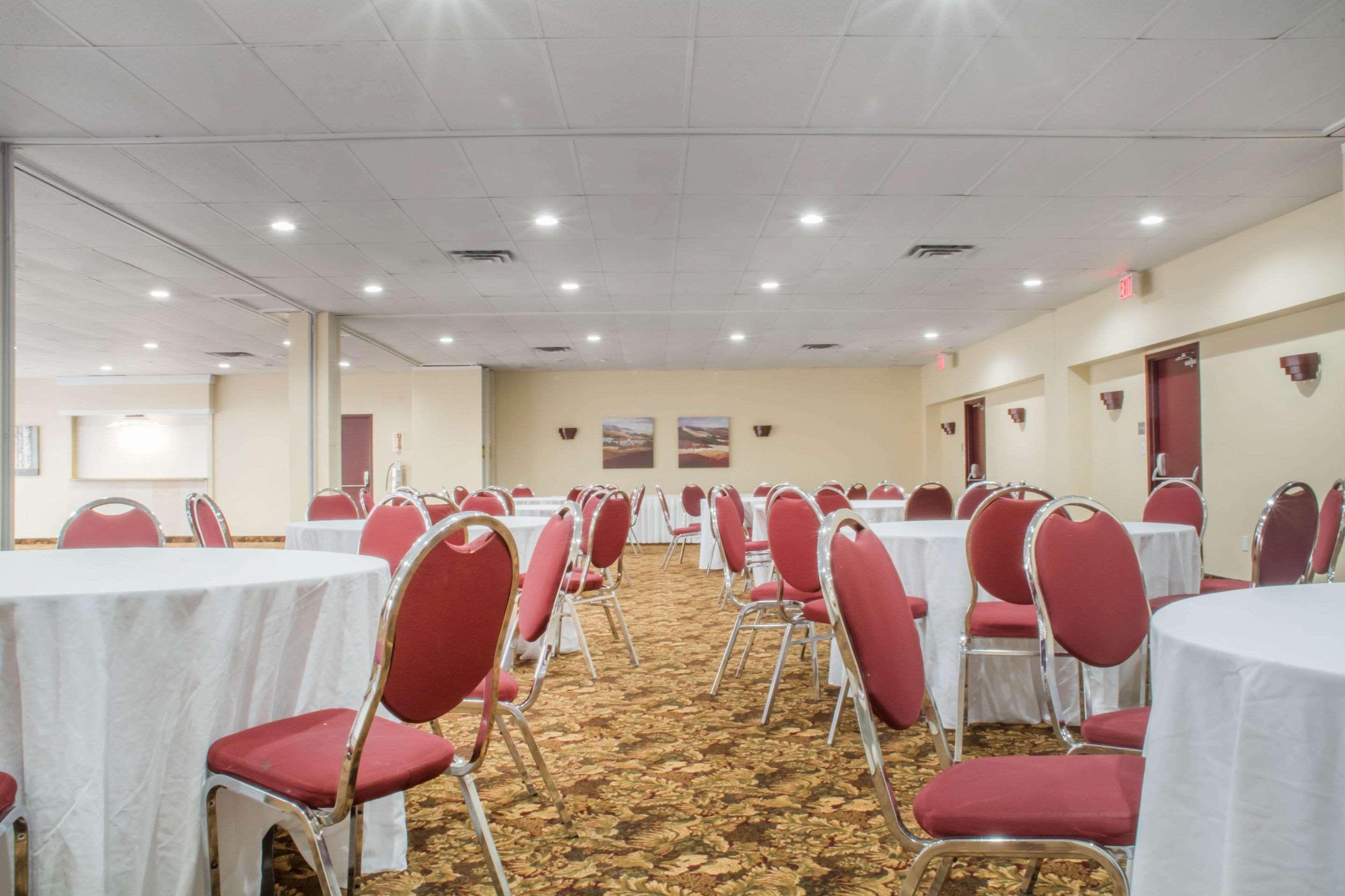 Quality Inn Bracebridge Zewnętrze zdjęcie